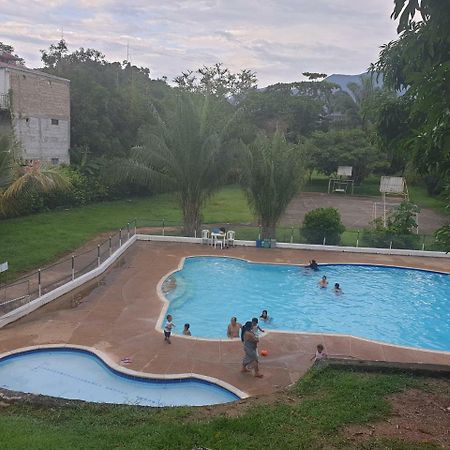 Villa Aurora Melgar Exterior foto